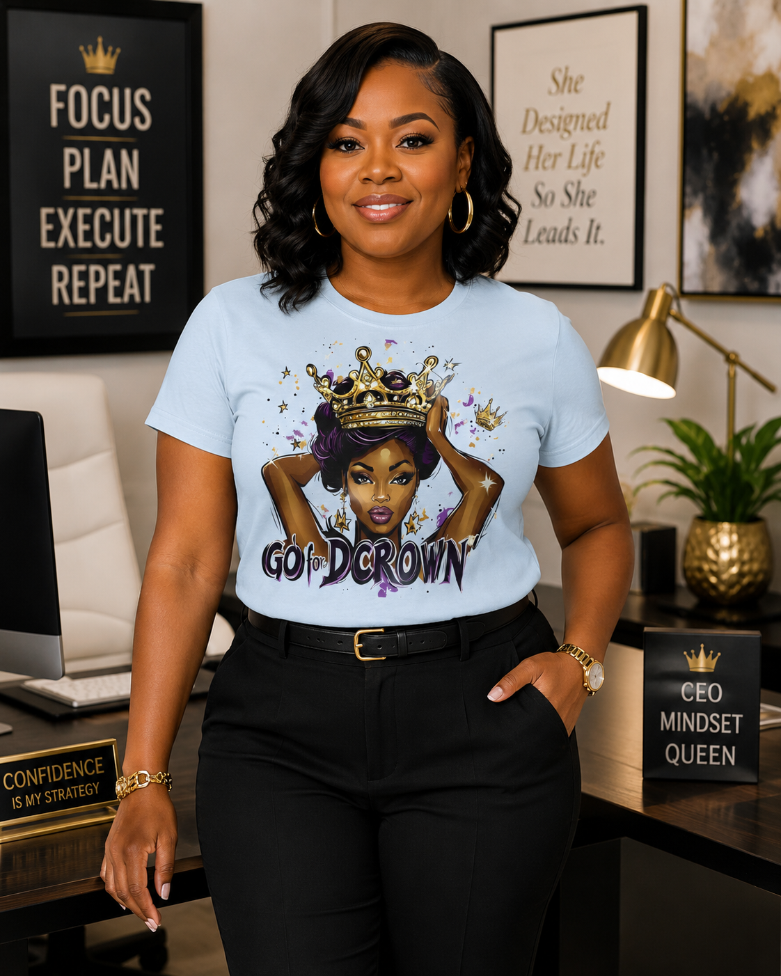 Queen Crown Tee — "Go for DCrown" Women's Graphic T-Shirt